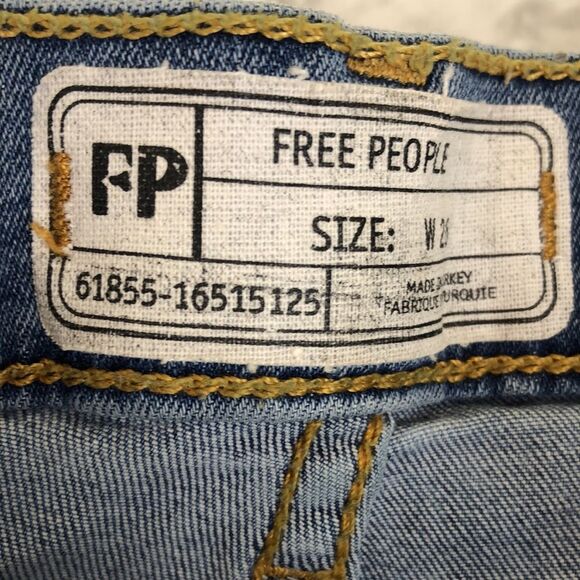 Urban Outfitters Free People High Rise Busted Knee Skinny Fit Blue Jeans - W 26 - Picture 5 of 15